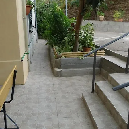 Nyaraló Sandhome Ferrandina