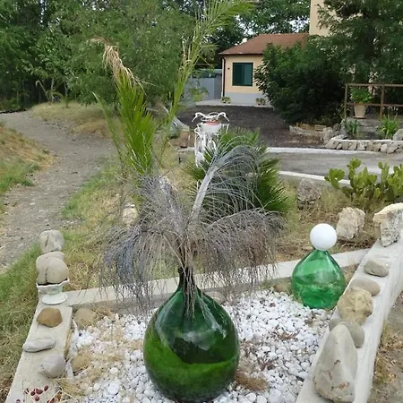Nyaraló Sandhome Ferrandina